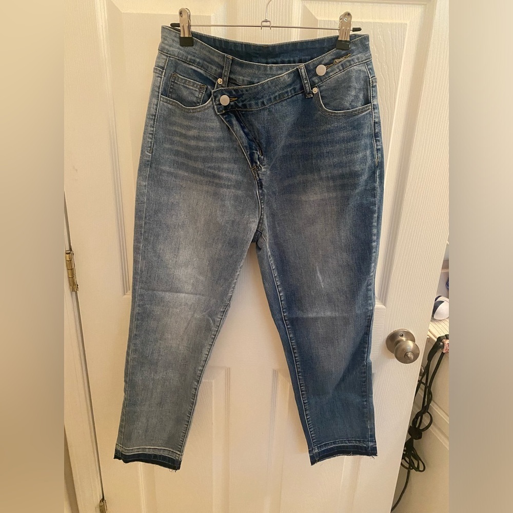 Asymmetrical Jeans